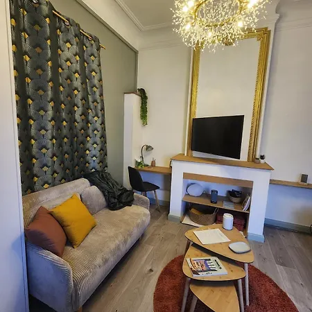 Le Petit Montmartre Chic Centre Apartman